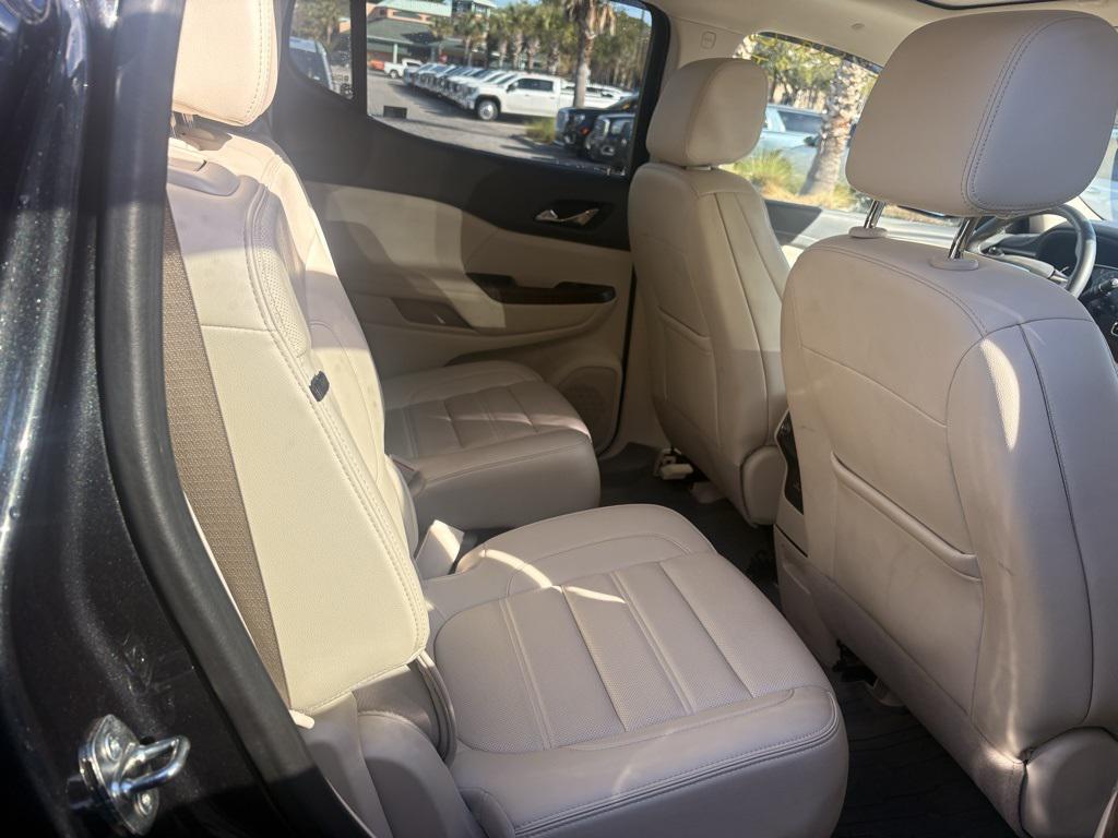 used 2022 GMC Acadia car, priced at $32,904