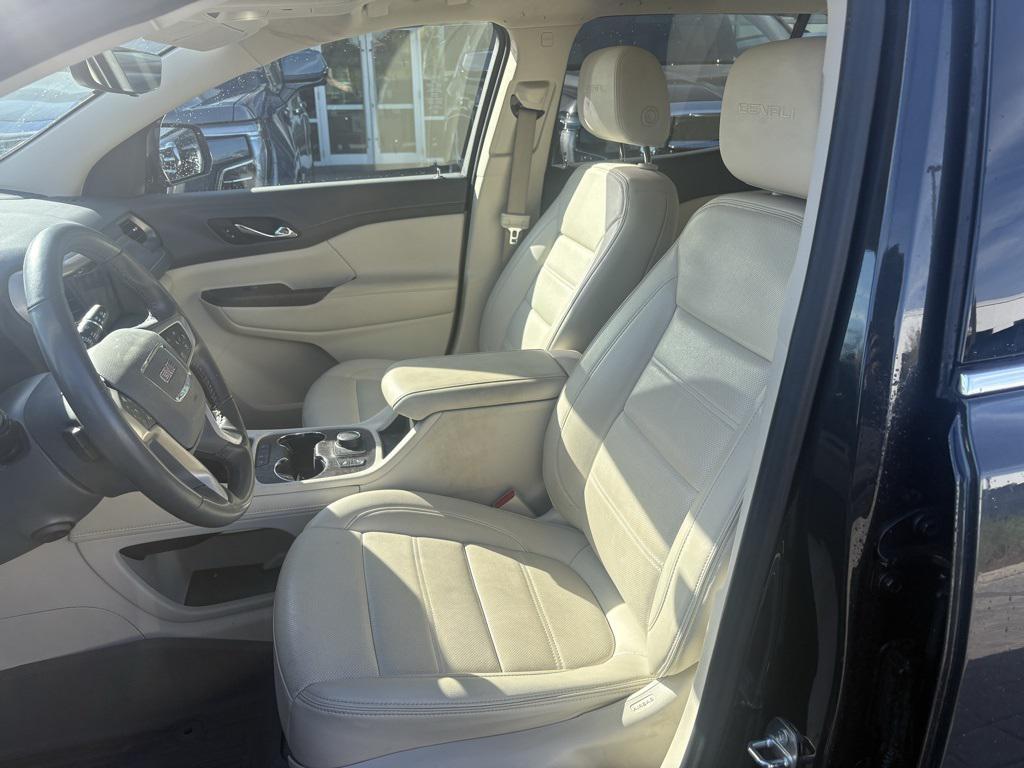 used 2022 GMC Acadia car, priced at $32,904