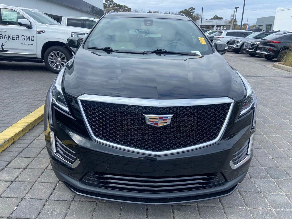 used 2022 Cadillac XT5 car, priced at $33,390