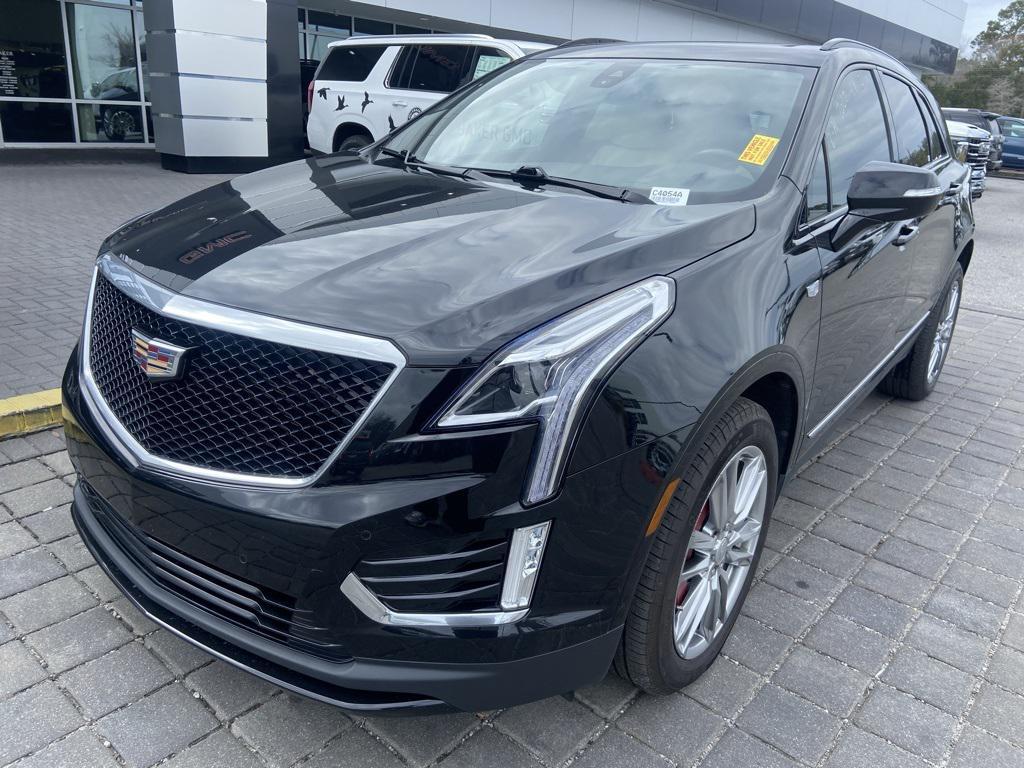 used 2022 Cadillac XT5 car, priced at $32,932