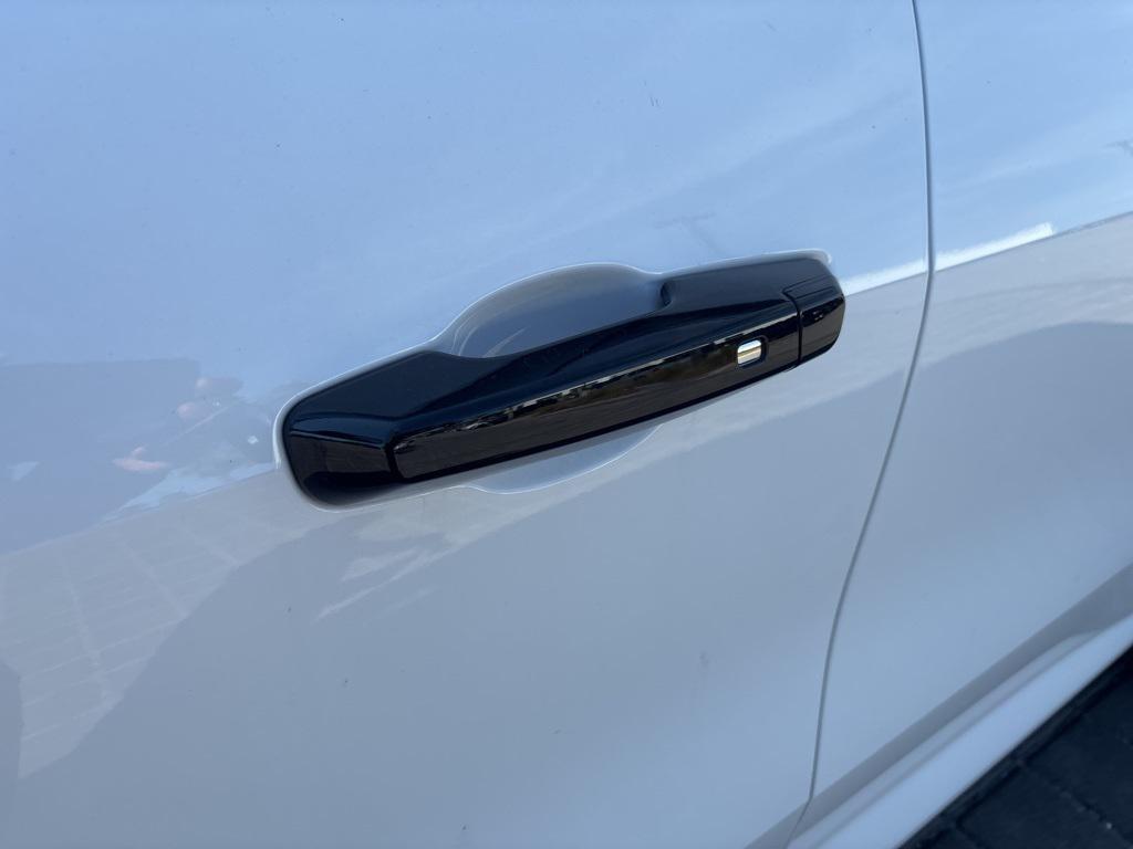 used 2025 GMC Acadia car, priced at $37,570