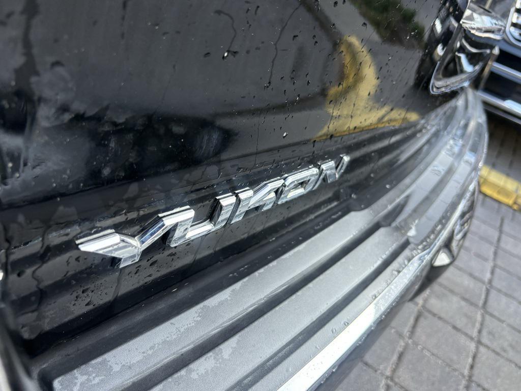 used 2020 GMC Yukon car, priced at $38,471