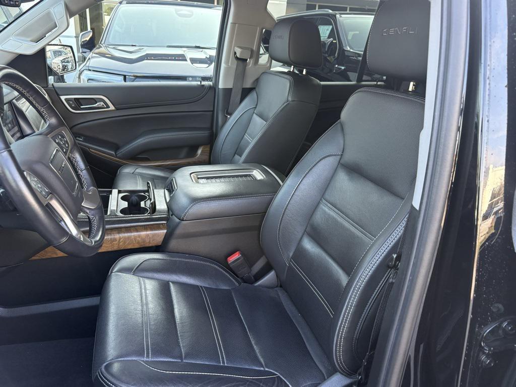 used 2020 GMC Yukon car, priced at $38,471