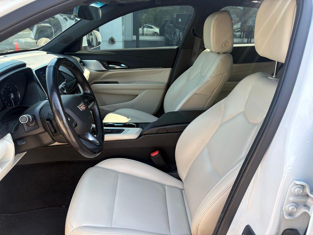used 2023 Cadillac CT4 car, priced at $30,333