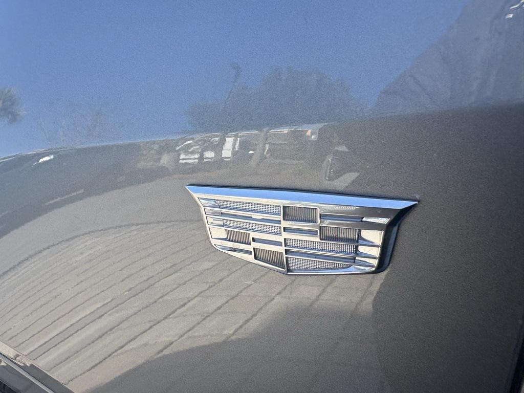 used 2025 Cadillac XT5 car, priced at $42,940