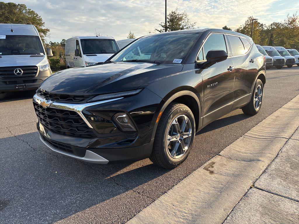 used 2025 Chevrolet Blazer car, priced at $27,269