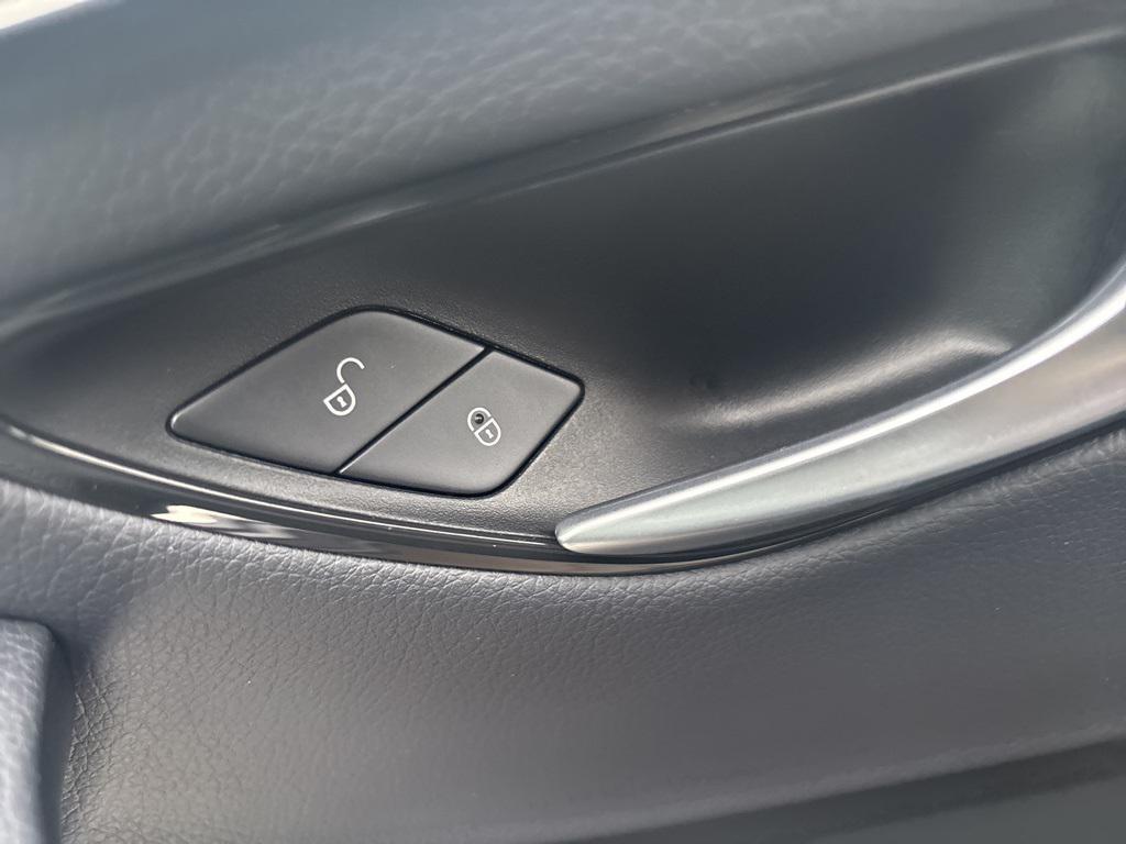 used 2021 Mercedes-Benz GLC 300 car, priced at $28,394