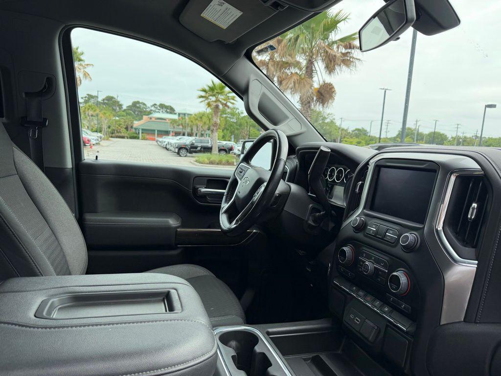 used 2021 Chevrolet Silverado 1500 car, priced at $33,911