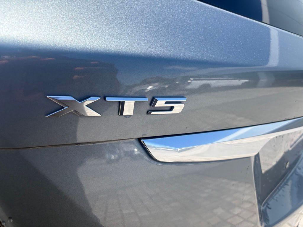 used 2023 Cadillac XT5 car, priced at $36,788