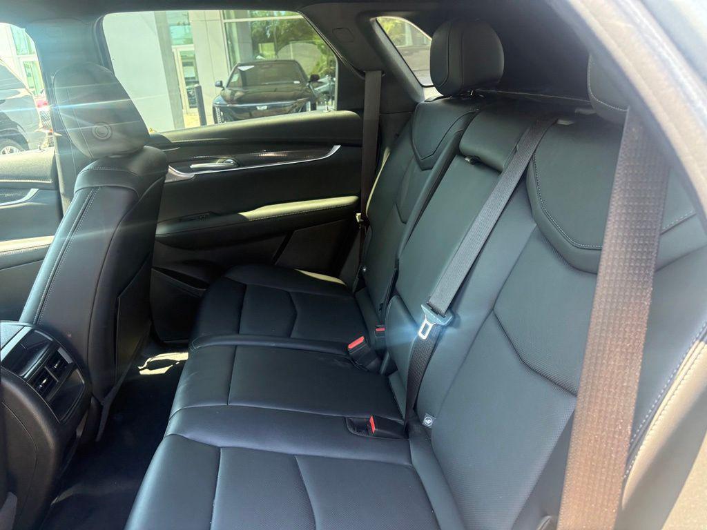 used 2023 Cadillac XT5 car, priced at $36,788