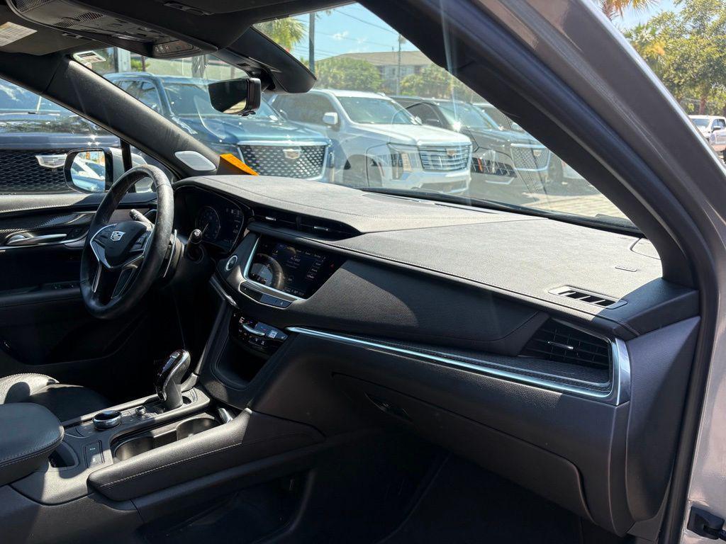 used 2023 Cadillac XT5 car, priced at $36,788