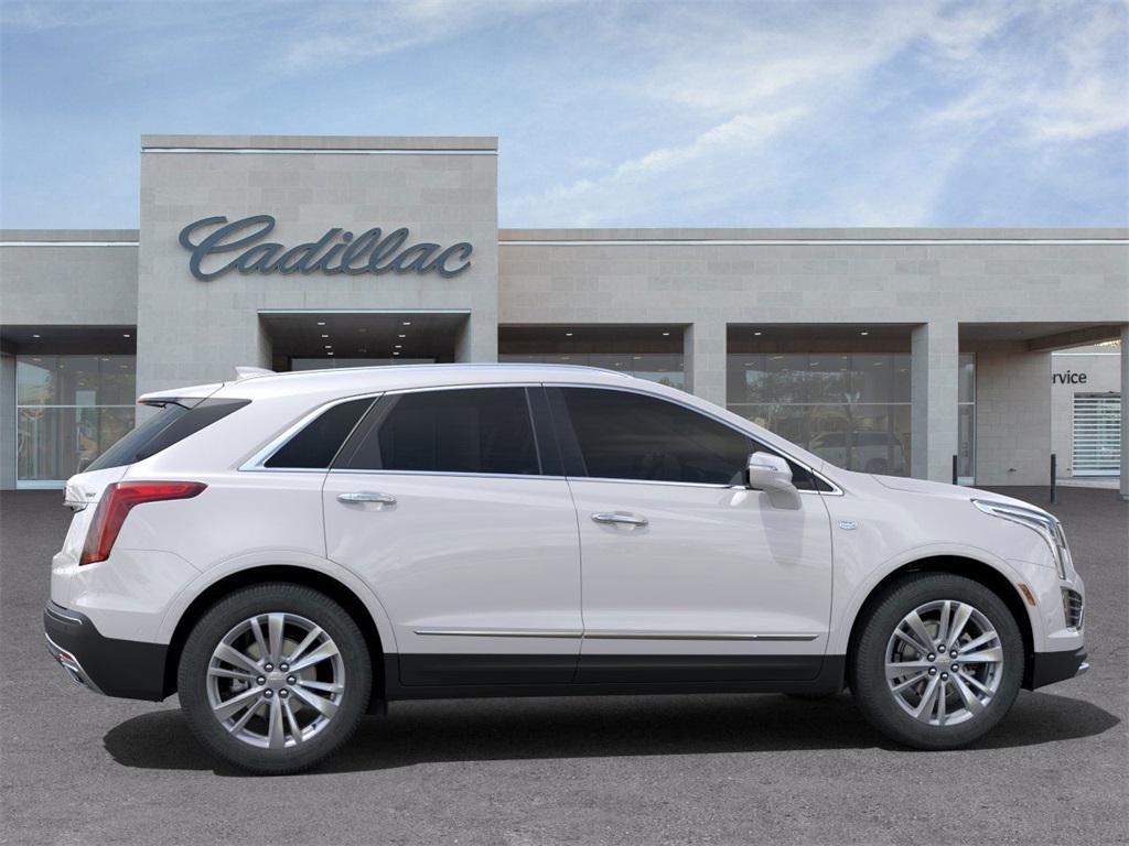new 2025 Cadillac XT5 car, priced at $52,198