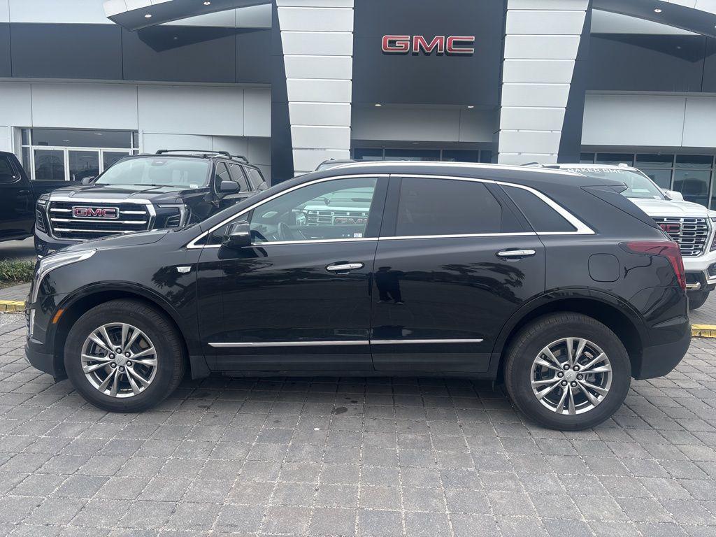 used 2023 Cadillac XT5 car, priced at $35,342