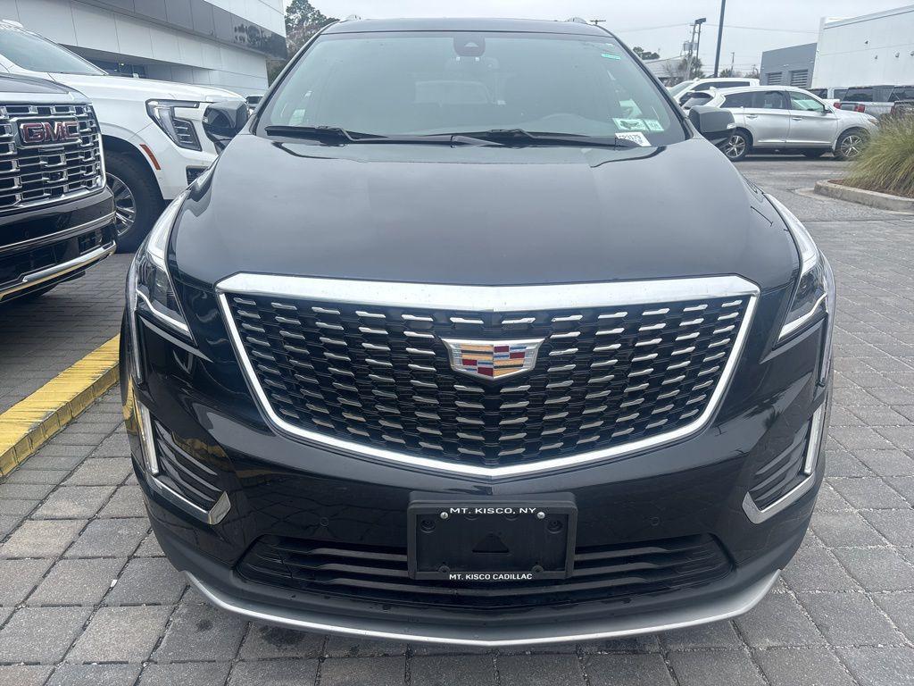 used 2023 Cadillac XT5 car, priced at $33,396