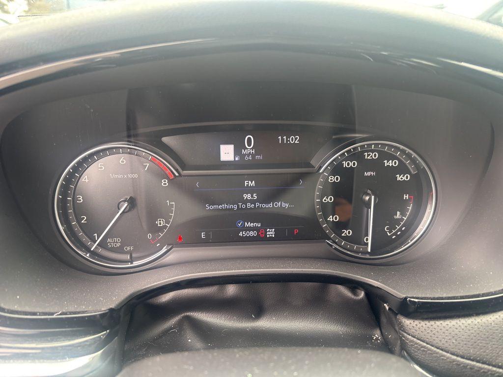 used 2023 Cadillac XT5 car, priced at $33,396