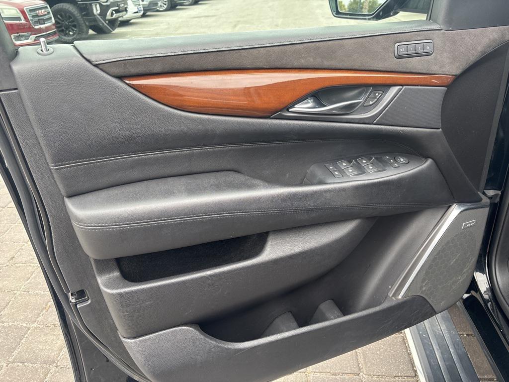 used 2018 Cadillac Escalade car, priced at $27,429
