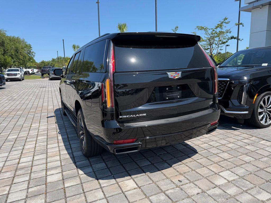 used 2024 Cadillac Escalade ESV car, priced at $77,786