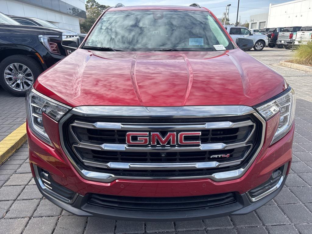 used 2024 GMC Terrain car, priced at $29,114