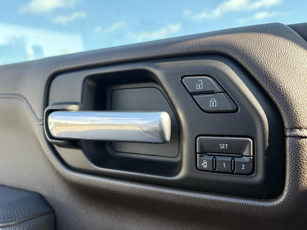 used 2019 GMC Sierra 1500 car, priced at $35,259