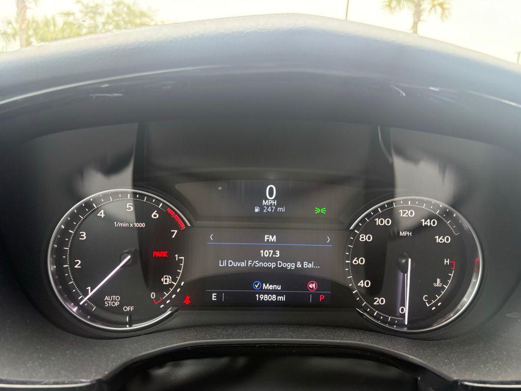 used 2024 Cadillac XT6 car, priced at $38,799
