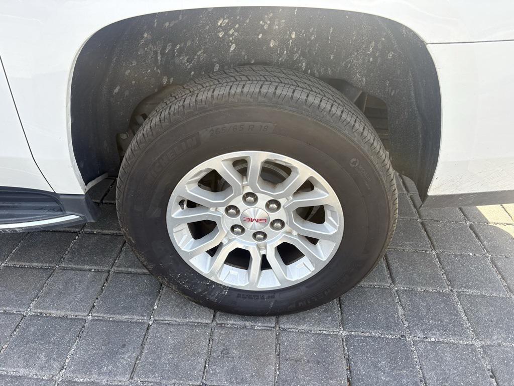 used 2019 GMC Yukon XL car, priced at $21,283