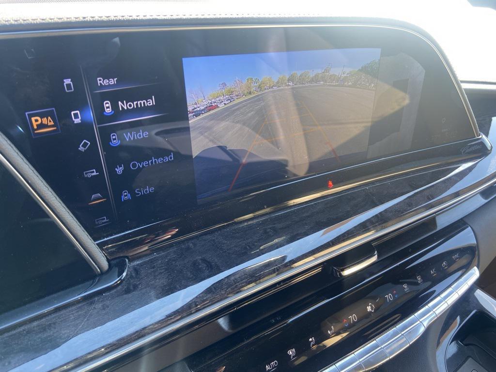used 2023 Cadillac Escalade car, priced at $72,381