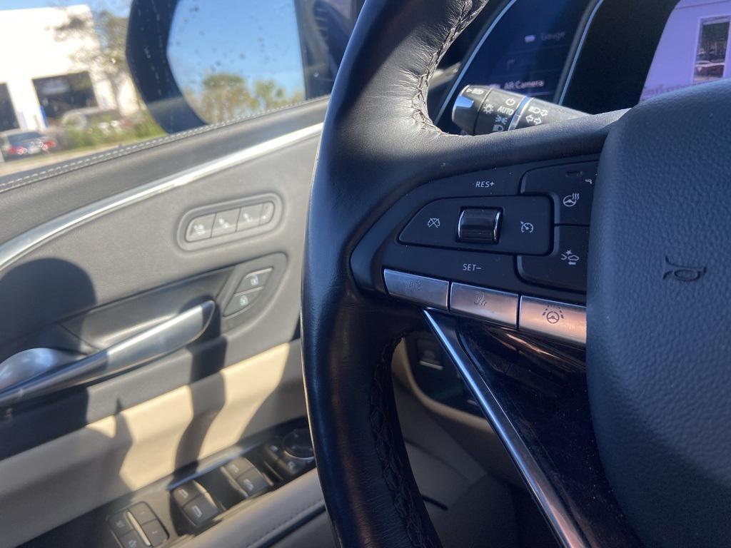 used 2023 Cadillac Escalade car, priced at $72,381