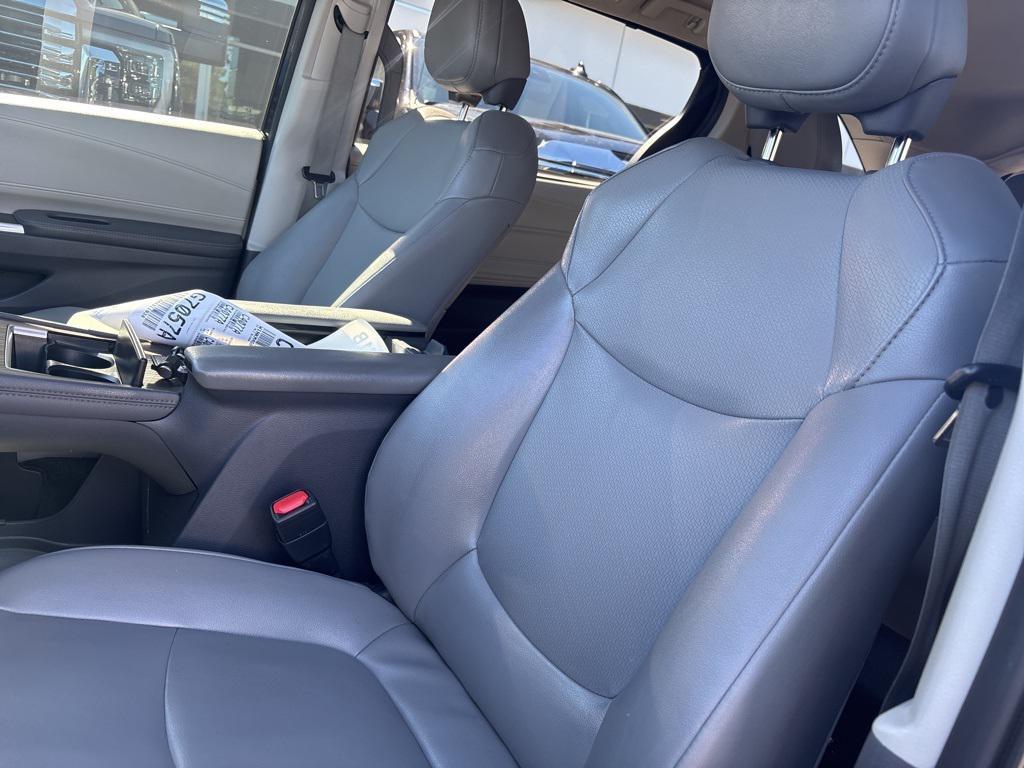 used 2022 Toyota Sienna car, priced at $30,321