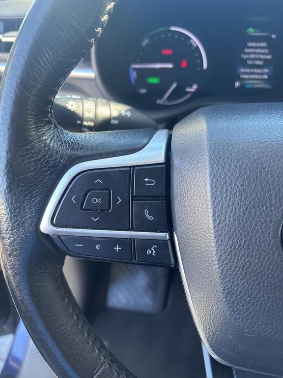 used 2022 Toyota Sienna car, priced at $30,321