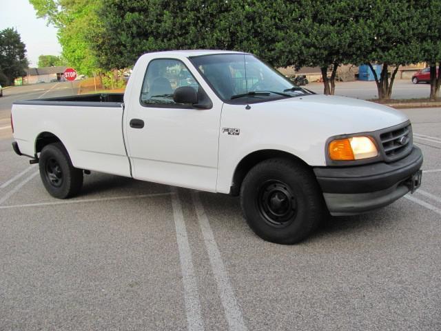 used 2004 Ford F-150 car, priced at $4,299
