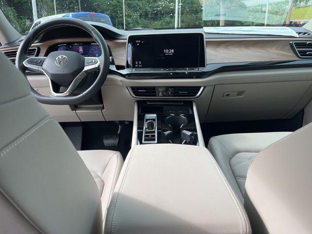 new 2026 Volkswagen Atlas car, priced at $43,620
