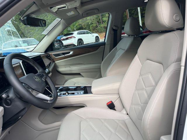 new 2026 Volkswagen Atlas car, priced at $43,620