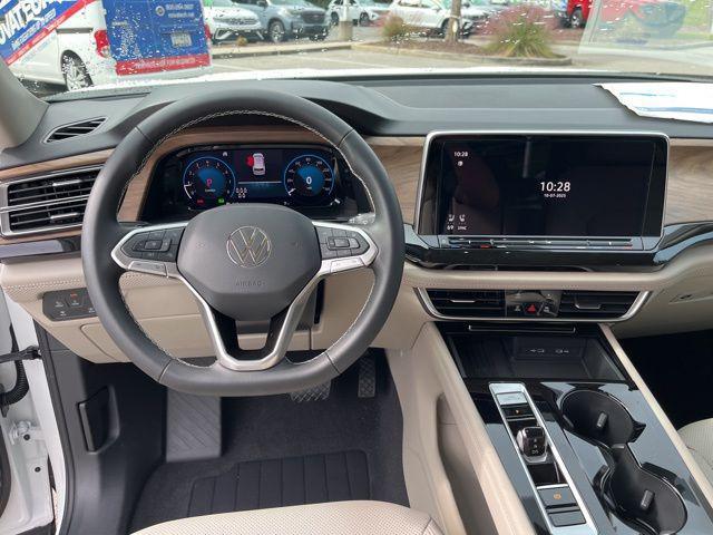 new 2026 Volkswagen Atlas car, priced at $43,620