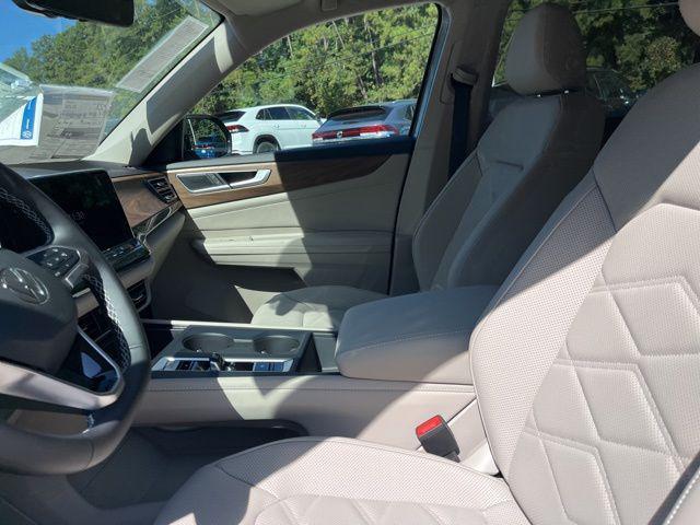 new 2026 Volkswagen Atlas car, priced at $36,946