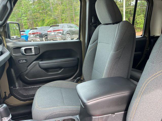 used 2025 Jeep Gladiator car, priced at $38,999