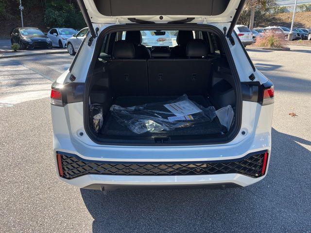 new 2026 Volkswagen Tiguan car, priced at $36,425