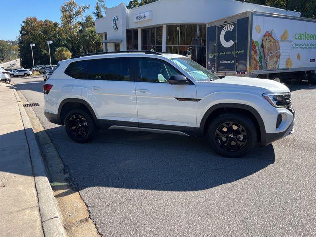 new 2026 Volkswagen Atlas car, priced at $47,334