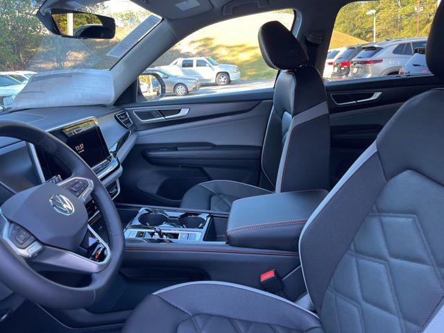 new 2026 Volkswagen Atlas car, priced at $47,334