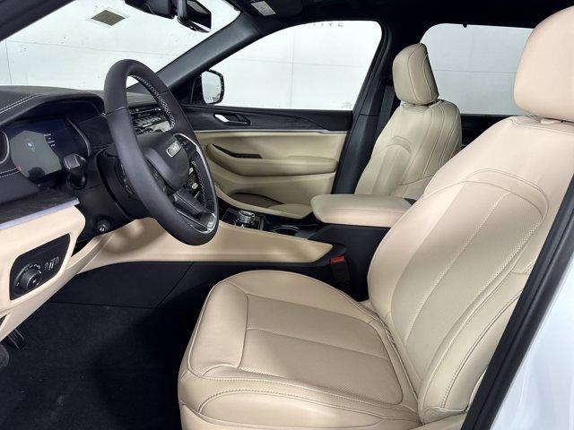 new 2025 Jeep Grand Cherokee L car, priced at $47,805