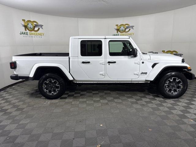 new 2026 Jeep Gladiator car, priced at $49,424