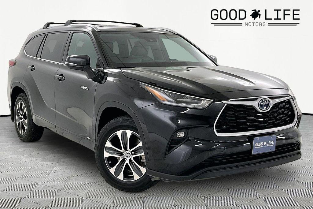 used 2021 Toyota Highlander Hybrid car, priced at $38,816