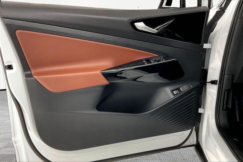 used 2021 Volkswagen ID.4 car, priced at $21,751