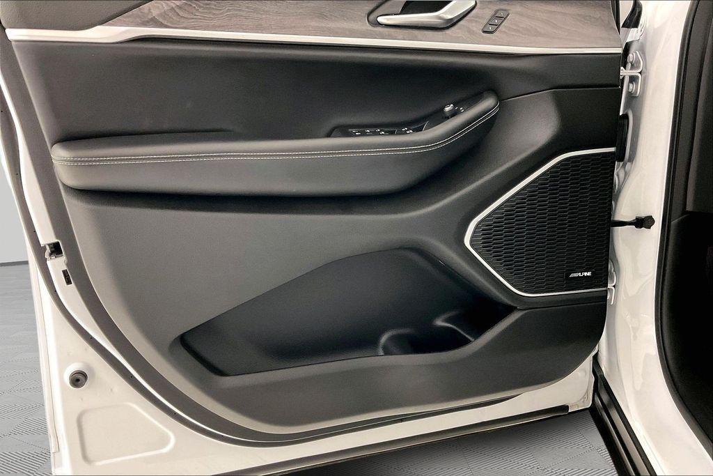 used 2022 Jeep Grand Cherokee 4xe car, priced at $24,542