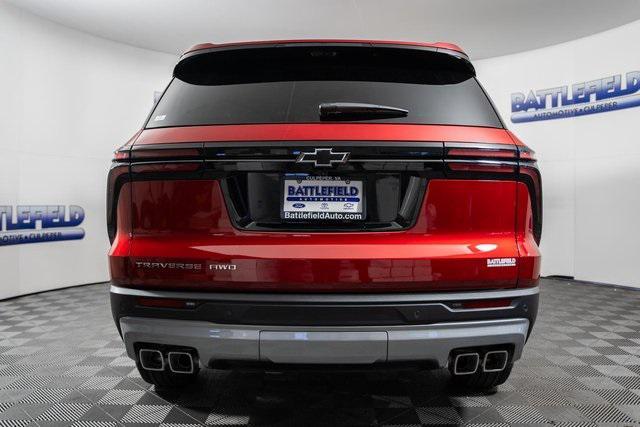 new 2026 Chevrolet Traverse car, priced at $40,305