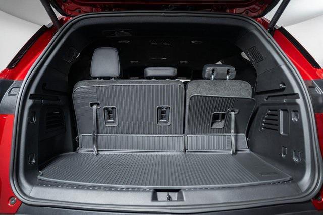 new 2026 Chevrolet Traverse car, priced at $40,305