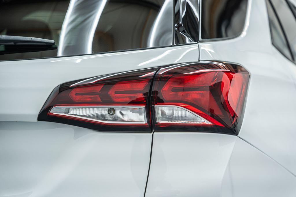 used 2022 Chevrolet Equinox car, priced at $19,620