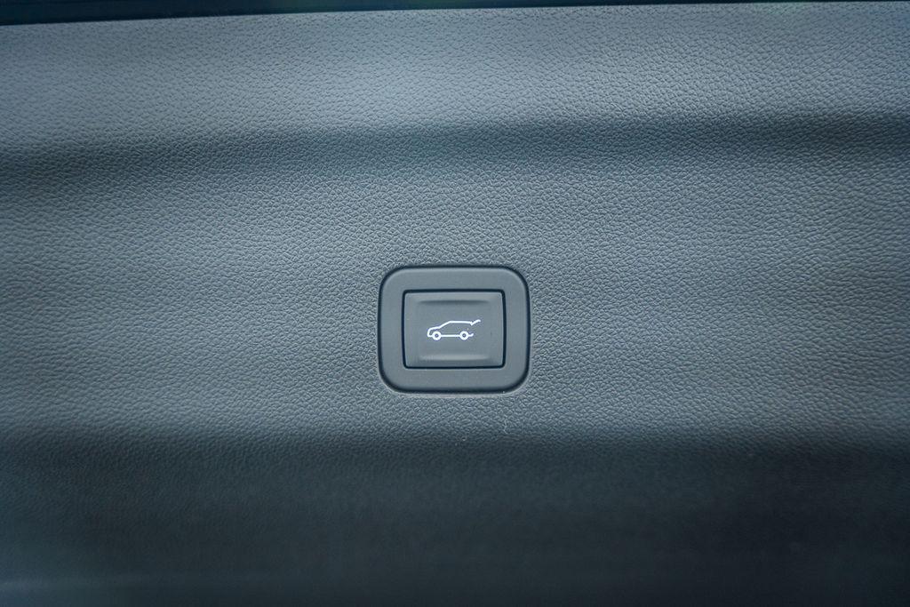 new 2026 Chevrolet Suburban car, priced at $98,920