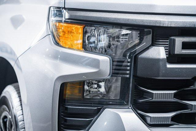used 2024 Chevrolet Silverado 1500 car, priced at $33,232
