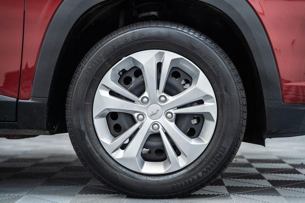 used 2025 Chevrolet Trax car, priced at $21,921