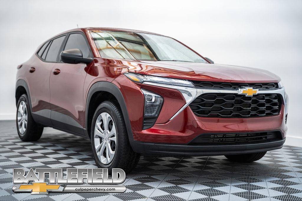 used 2025 Chevrolet Trax car, priced at $21,921